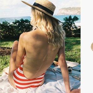 Lack of color Straw Hat.